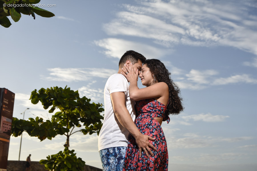 Cartagena de Indias. Photos of couple by Johana Peña.